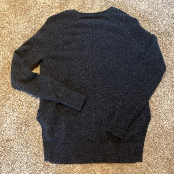 J Brand Cashmere L/S Round Split Side Double Knit Cuff Crew Sweater Charcoal XS - Picture 7 of 9